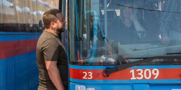 Ще вісім шкільних автобусів отримала Тернопільщина до початку нового навчального року