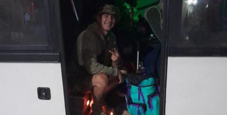 Неприємний випадок трапився на Тернопільщині: воїну, який їхав на фронт, не знайшлося місця в автобусі