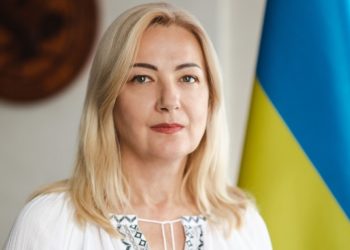 Оксана Десятнюк привітала студентів з Днем молоді