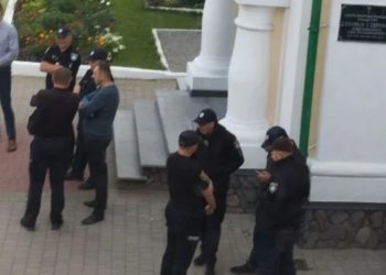 На Тернопільщині поліція навідалася в монастир московського патріархату