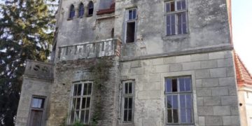 Казковий палац-замок на Тернопільщині