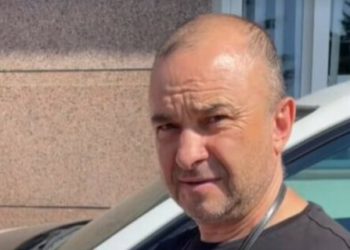 Невідомі пошкодили авто Віктора Павлика