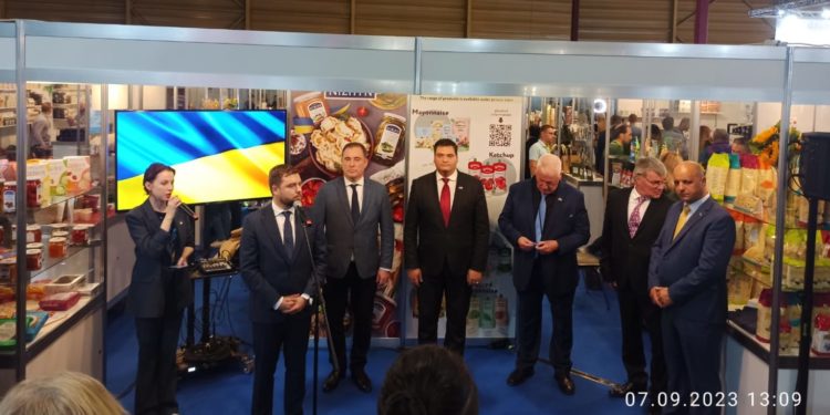 Тернопільський круп’яний завод “ЕКОР ТЗ” представив свою продукцію на міжнародній виставці Riga Food 2023