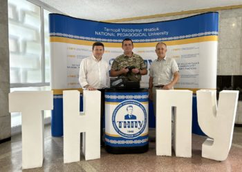 Волонтерський центр ТНПУ передав допомогу для ЗСУ