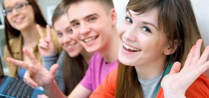 Інтенсивні курси з вивчення англійської та німецької мов для школярів, студентів та усіх охочих організовують в ЗУНУ