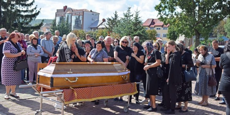 Тіло Володимира Цепенди зустріли на Тернопільщині