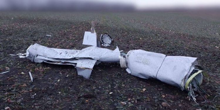 В сусідній із Тернопільщиною області уламки ракет пошкодили колію