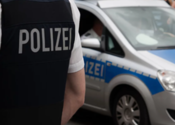 У Німеччині чоловік скинув із мосту малого хлопчикa з Укрaїни