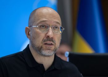 Україна має наростити виробництво власних дронів, озброєння та боєприпасів, – Денис Шмигаль