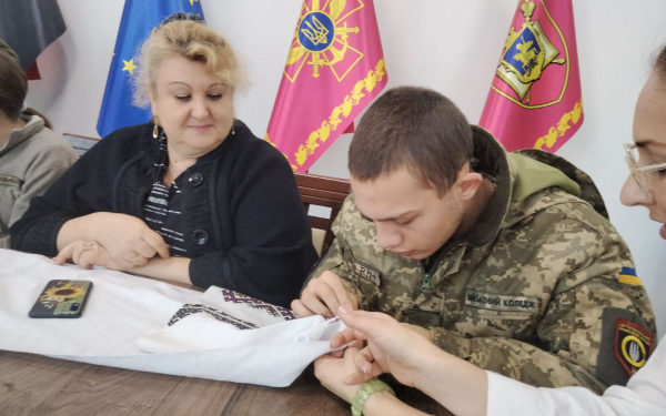 Курсанти Тернопільського коледжу долучилися до національно-мистецького проєкту «Рушник Волі»