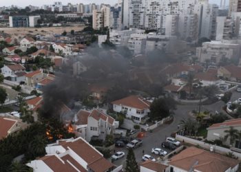 Ізраїль у стані війни: масований ракетний обстріл та проникнення бойовиків ХАМАС у країну