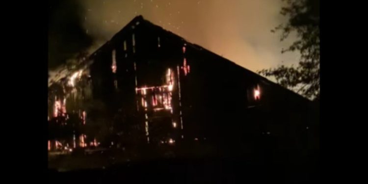 На Тернопільщині горів тік (відео)