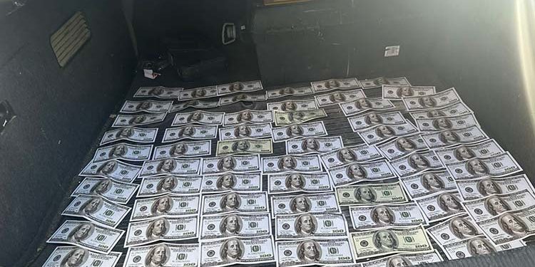 У Тернополі затримали чоловіка, який за солідну суму обіцяв переправити ухилянтів за кордон