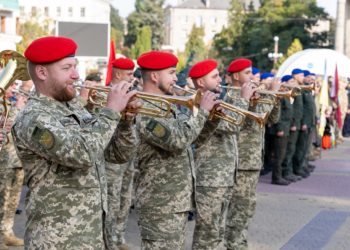 1 жовтня Україна вперше в нову дату відзначає день своїх захисників і захисниць