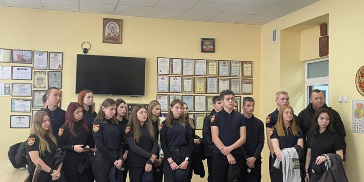 Учні Юнацького Корпусу Поліції “Бережанські шерифи” відвідали з екскурсією Тернопільський коледж