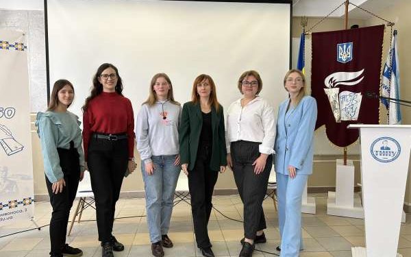 Науково-популярний лекторій в ТНПУ: молодь рухає науку вперед