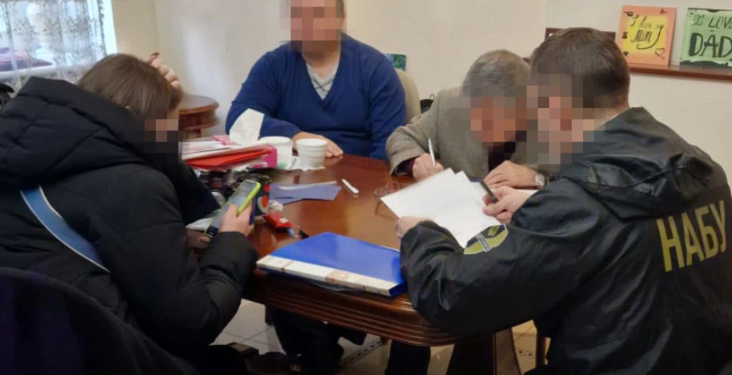 Двох народних депутатів викрили на хабарництві: один – “За майбутнє”