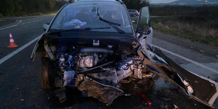 Сім’я з Тернопільщини з малою дитиною потрапили у жахливу аварію