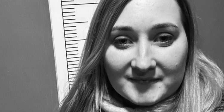 Тернопільській волонтерці хотіли виписати повістку у столиці