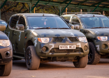 Тернопільщина передала чергову партію позашляховиків для ЗСУ