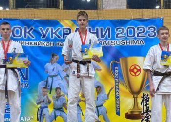 Тернополянин Тарас Якимець здобув перше місце і отримав Кубок України з карате