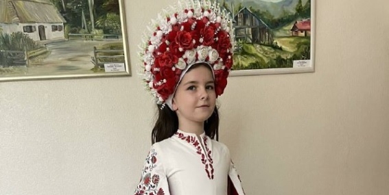 Участь у конкурсі «Міні Міс Всесвіт» взяла юна тернополянка Марта Михайленко