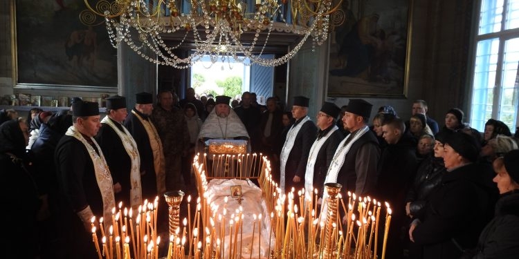 Із захисником Андрієм Дзюбою попрощалися на Тернопільщині