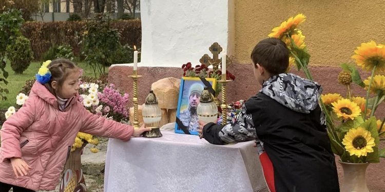 Меморіальну таблицю захиснику Івану Кімеле відкрили на Тернопільщині