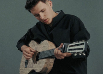 Співак YAKTAK зустрівся з тернопільськими фанами в укритті