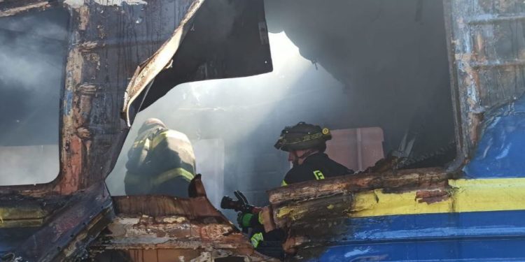 Росія нахабно обстріляла залізничний вокзал у Херсоні