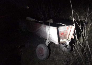 На Тернопільщині авто врізалося у віз з колядниками