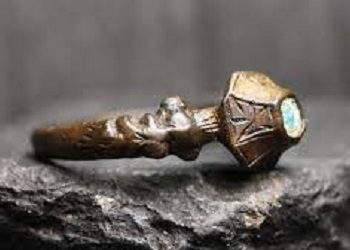 Знайдено загадковий артефакт у Тернополі: місцеві археологи розпочинають розслідування