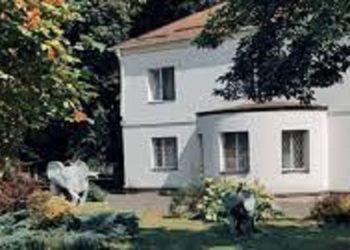 Тернопільському дитячому будинку повернули майно і землю на понад 40 млн. гривень