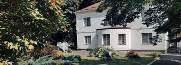 Тернопільському дитячому будинку повернули майно і землю на понад 40 млн. гривень