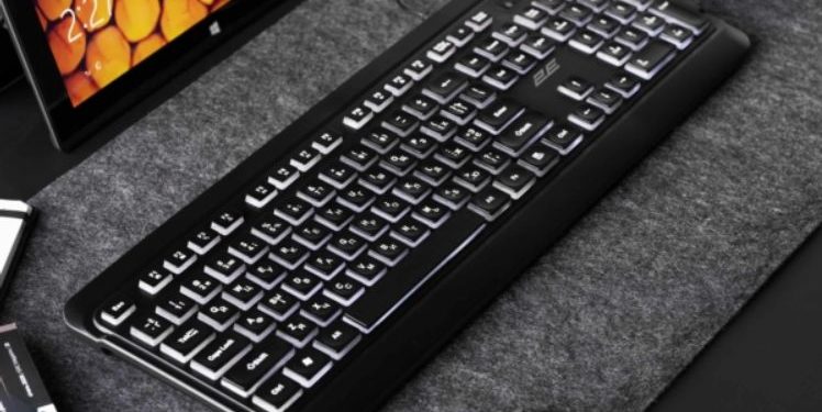 Які бюджетні клавіатури з підсвічуванням обирають українці: перелік недорогих варіантів