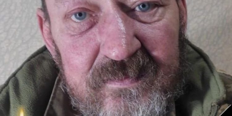 У Тернополі провели в останню дорогу захисника Олександра Торлупу