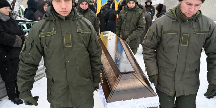 На Тернопільщині провели в останню дорогу нацгвардійця Олега Скакуна
