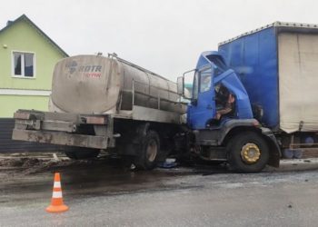 На Тернопільщині автотроща з вантажівками