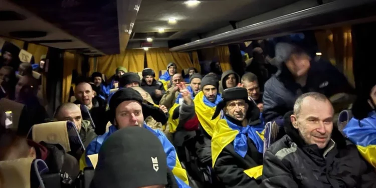 З російського полону повернулись 230 українців