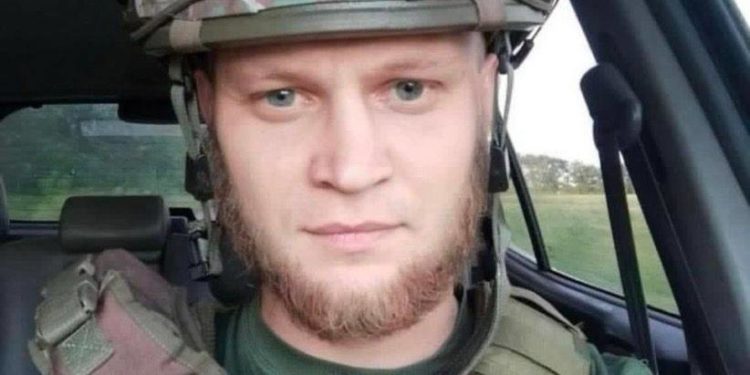 Тернопільська громада прощатиметься із воїном Маратом Сабіровим