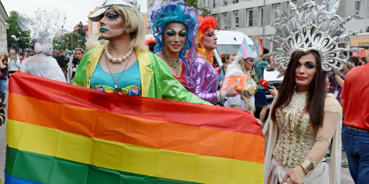 Тернопільський ЛГБТ-карнавал: радість, толерантність та розмаїття