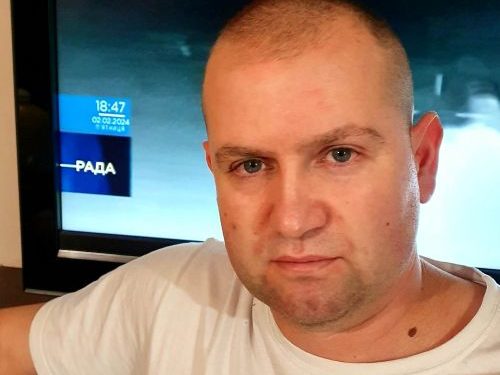 Тернопільського волонтера Володимира Петришина взяли під варту в залі суду