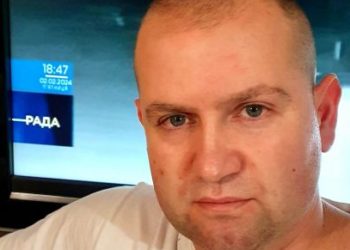 Тернопільського волонтера Володимира Петришина взяли під варту в залі суду