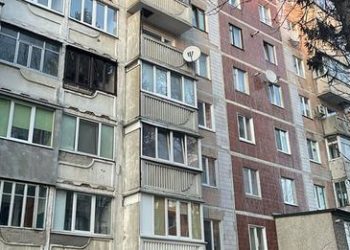 Тернополянка випала з вікна висотного будинку та померла