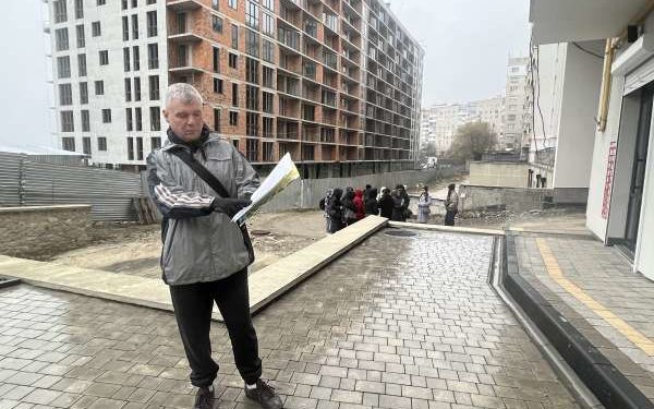 У Тернополі забудовник знову не виконує обіцяне: люди не отримали житла