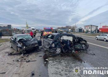 Внаслідок ДТП під Тернополем померла 6-місячна дитина