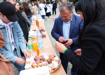 Благодійний ярмарок ТНПУ на підтримку Збройних Сил України