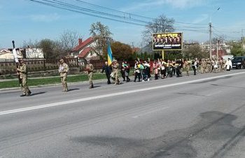 Тернопіль попрощався із загиблим бійцем Віталієм Малюком