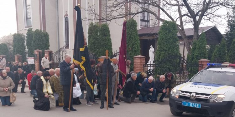 На Тернопільщині зустріли тіло Героя Святослава Потійчука