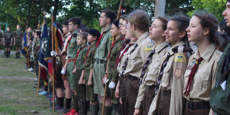 Як козаки пластували